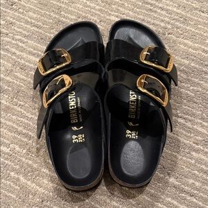 Big buckle Birkenstocks